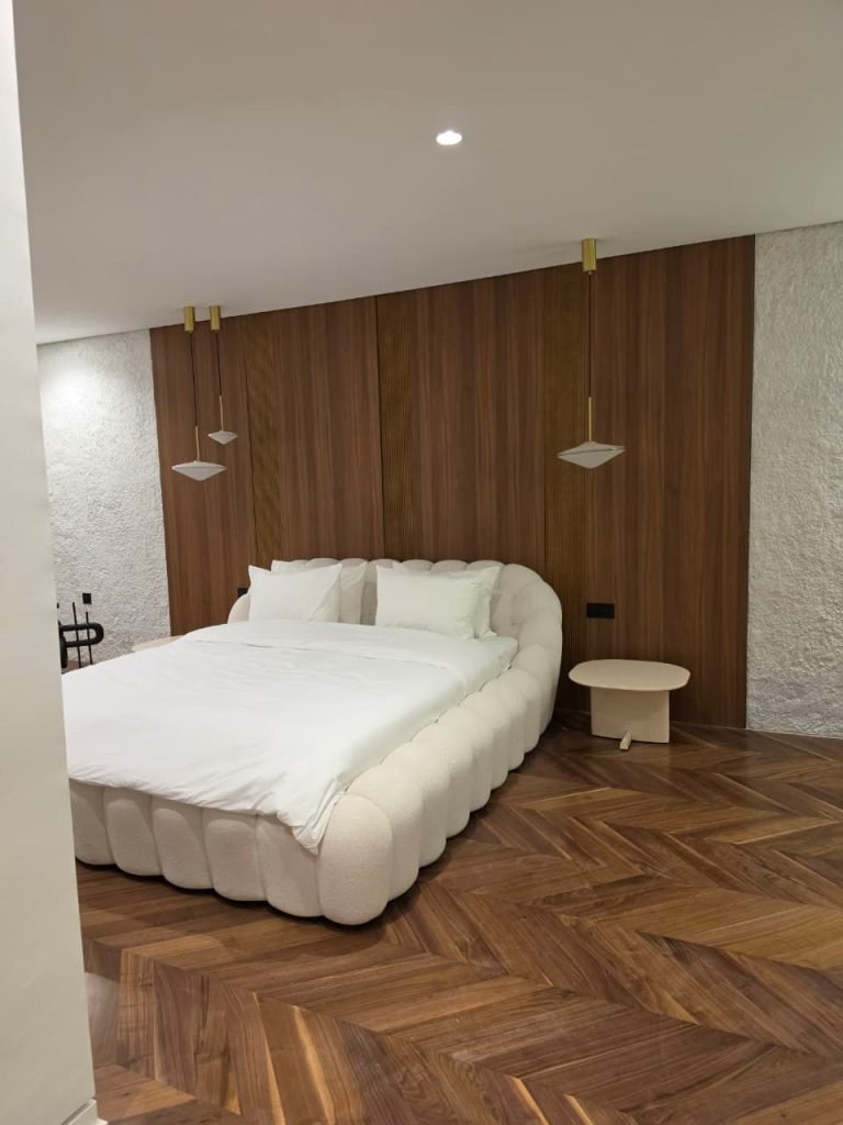 Penthouse H13, SB Studios Interiors